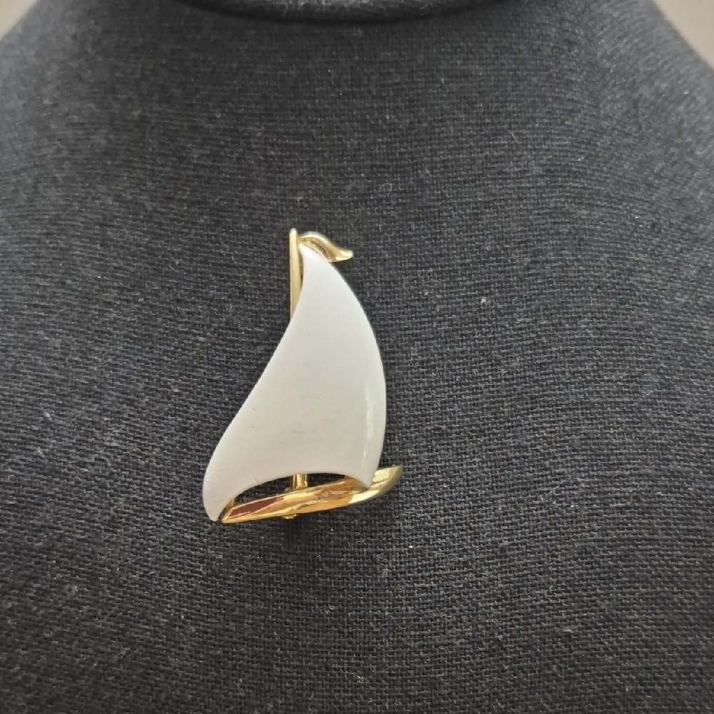 Elegant Gold and White Sailboat Brooch